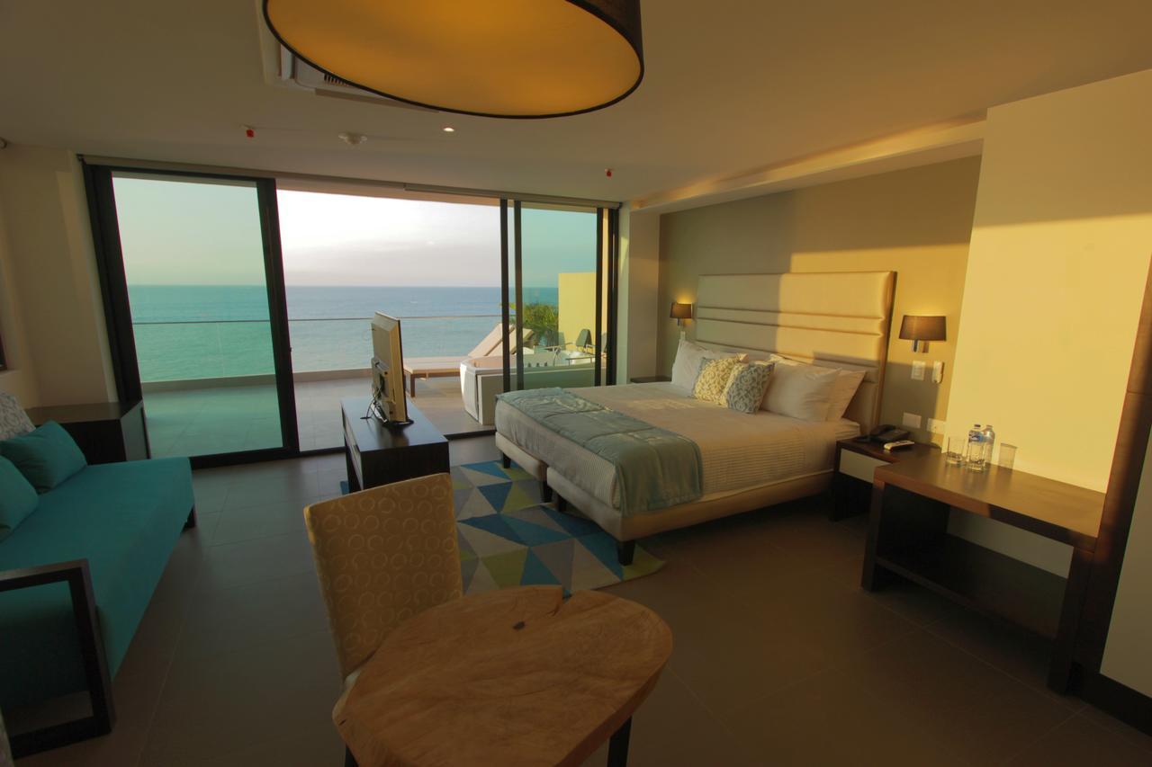 Hotel Poseidon Manta Esterno foto