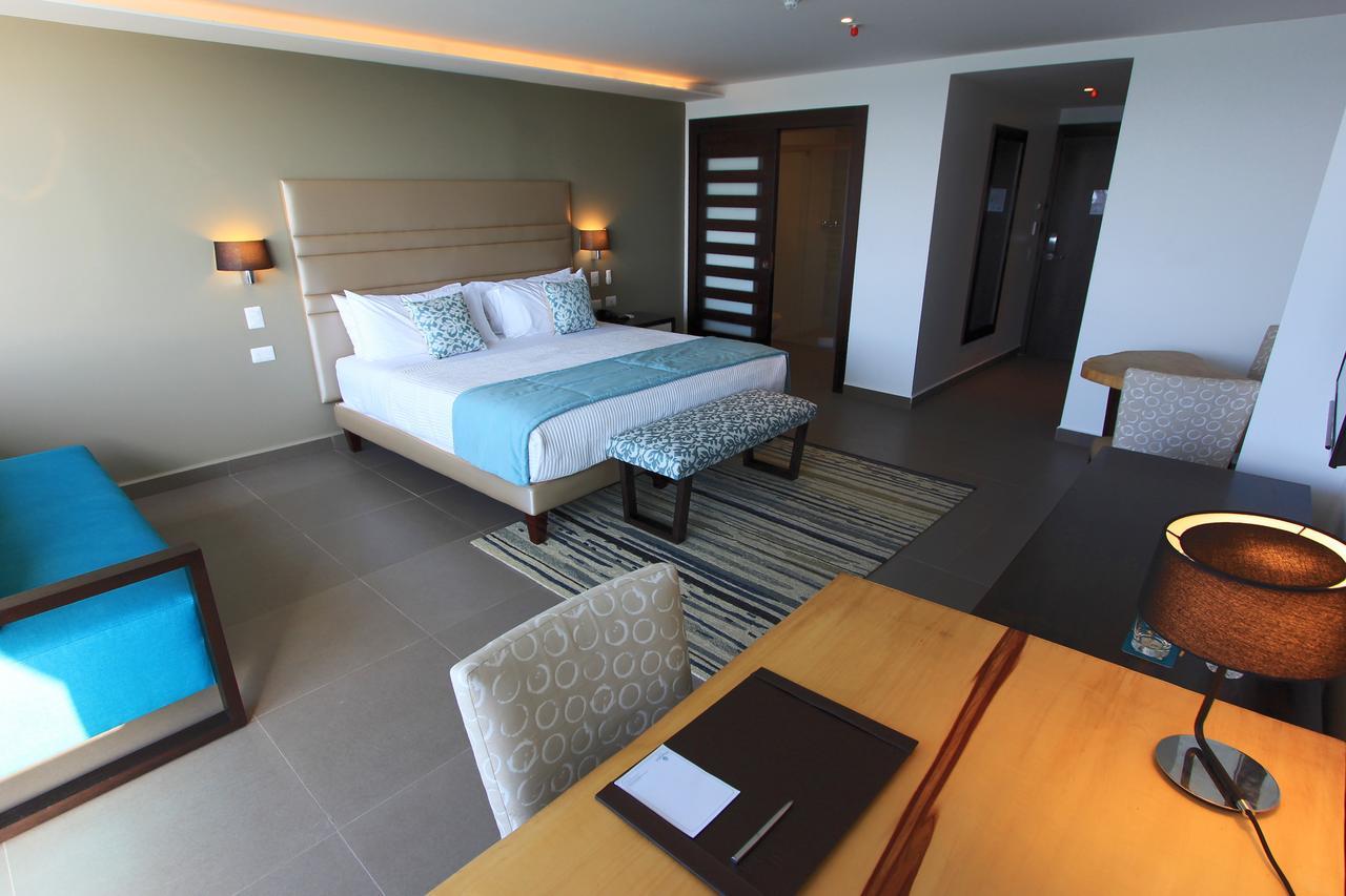 Hotel Poseidon Manta Esterno foto