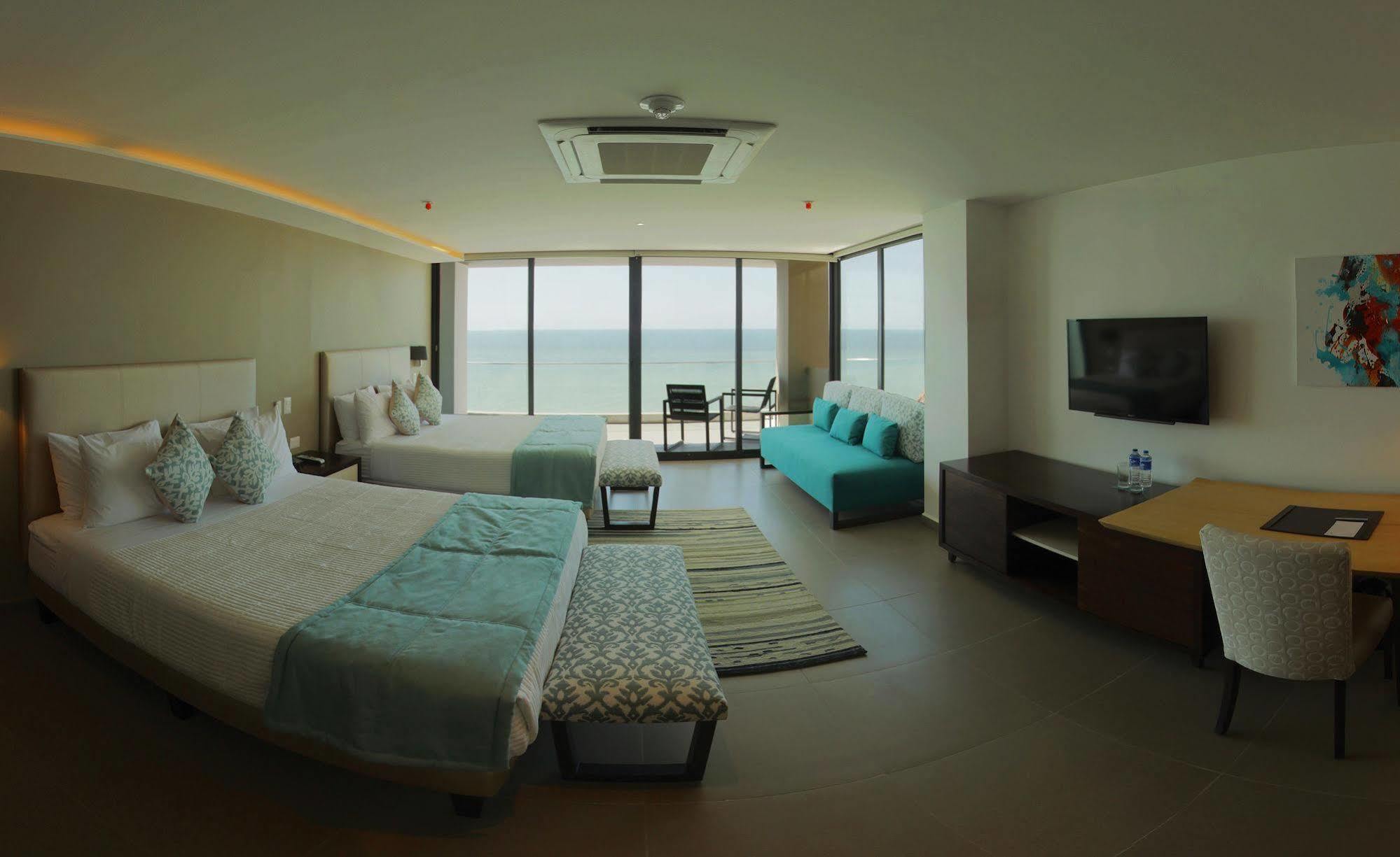 Hotel Poseidon Manta Esterno foto